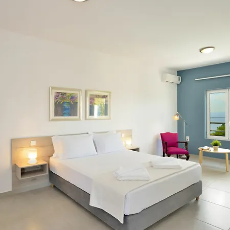Casa Manolesos 3*
