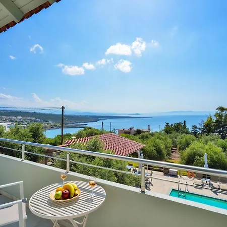 فندق Casa Manolesos 3*